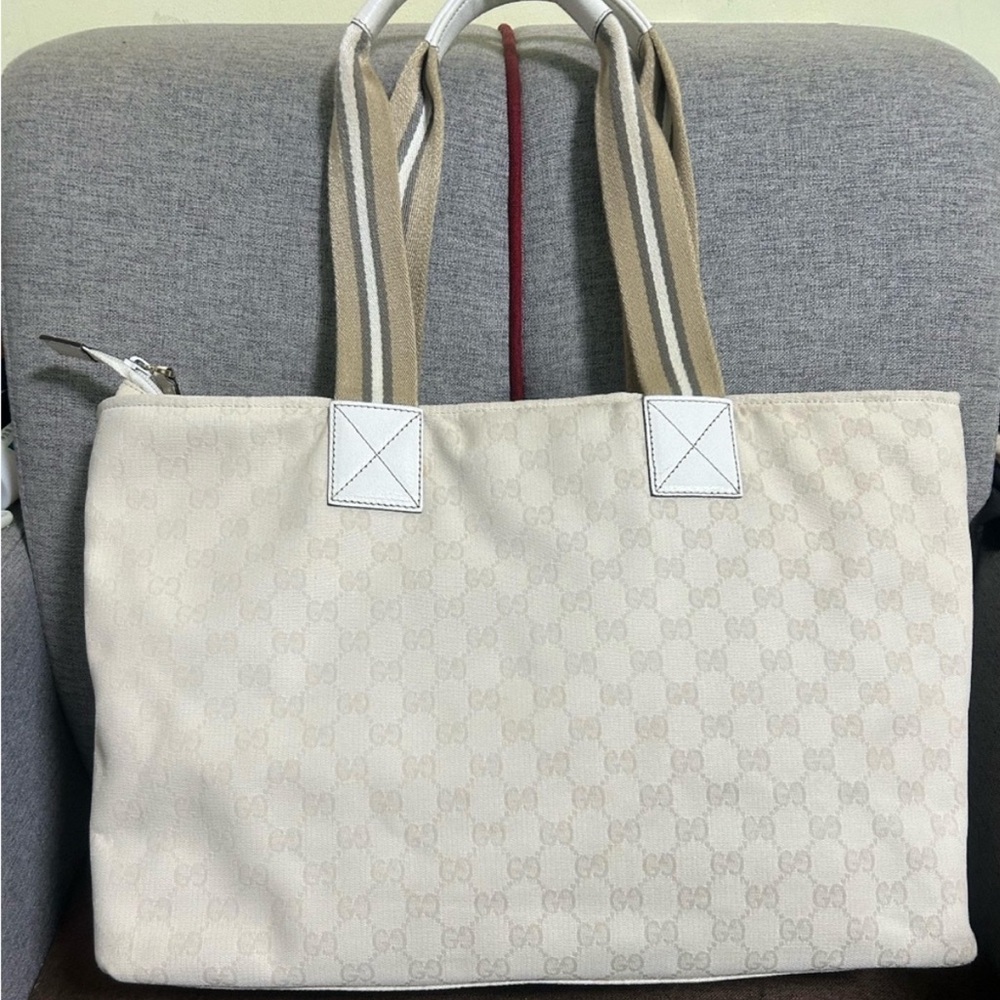 Gucci Canvas Beige and White Tote Bag - Picture 3 of 9